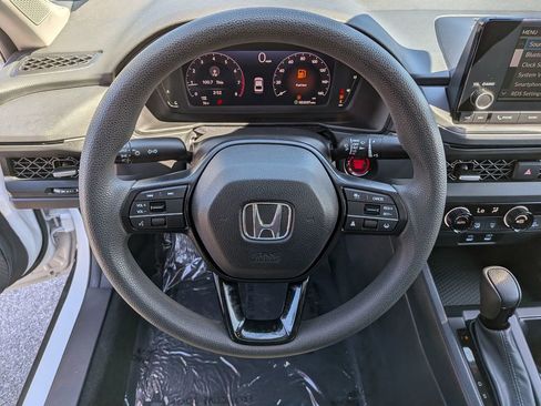Used 2023 Honda Accord EX image 15