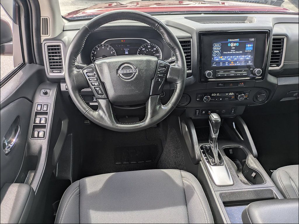 Used 2024 Nissan Frontier SV w/ Technology Package RWD image 18