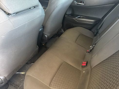 Used 2021 Toyota C-HR LE FWD image 11