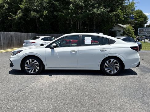 Used 2024 Subaru Legacy Limited AWD/4WD image 2