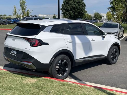 New 2026 Kia Sportage LX w/ LX Convenience Package image 8