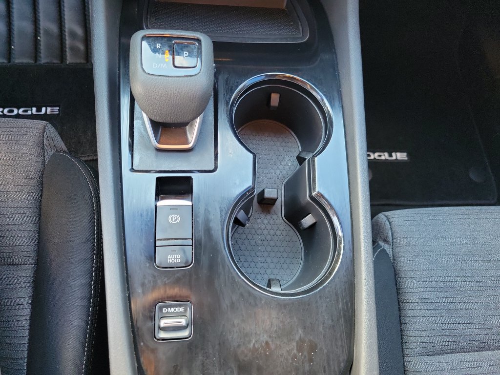 Used 2021 Nissan Rogue SV FWD image 36