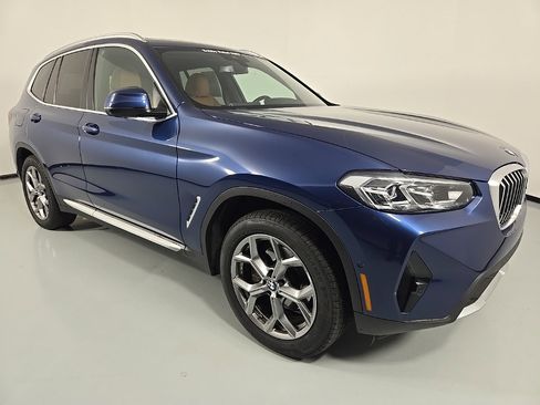 Certified 2024 BMW X3 xDrive30i w/ Convenience Package image 7
