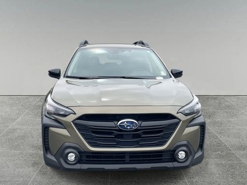 Certified 2025 Subaru Outback Onyx Edition XT w/ Popular Package #2 image 8