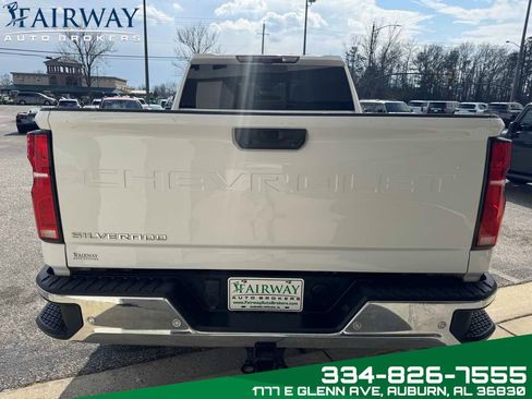 Used 2024 Chevrolet Silverado 2500 LTZ w/ LTZ Convenience Package image 7