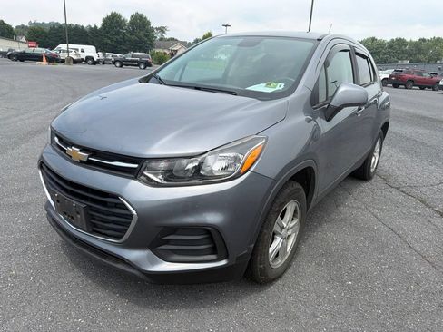 Used 2020 Chevrolet Trax LS w/ Tint and Cruise Package AWD/4WD image 3