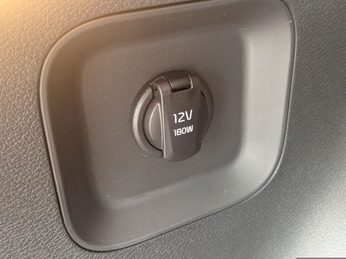 New 2026 Kia Sportage LX FWD image 14