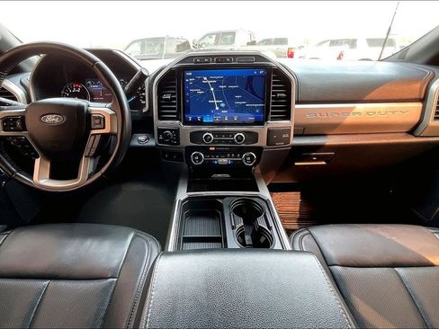 Used 2022 Ford F250 Lariat w/ Lariat Ultimate Package image 10