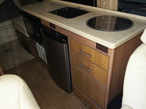 Used 2015 Mercedes-Benz Sprinter 3500 image 26