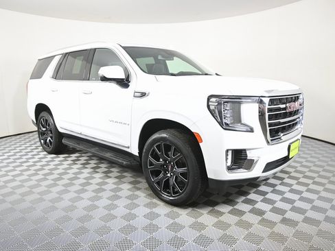 Used 2024 GMC Yukon SLT image 9