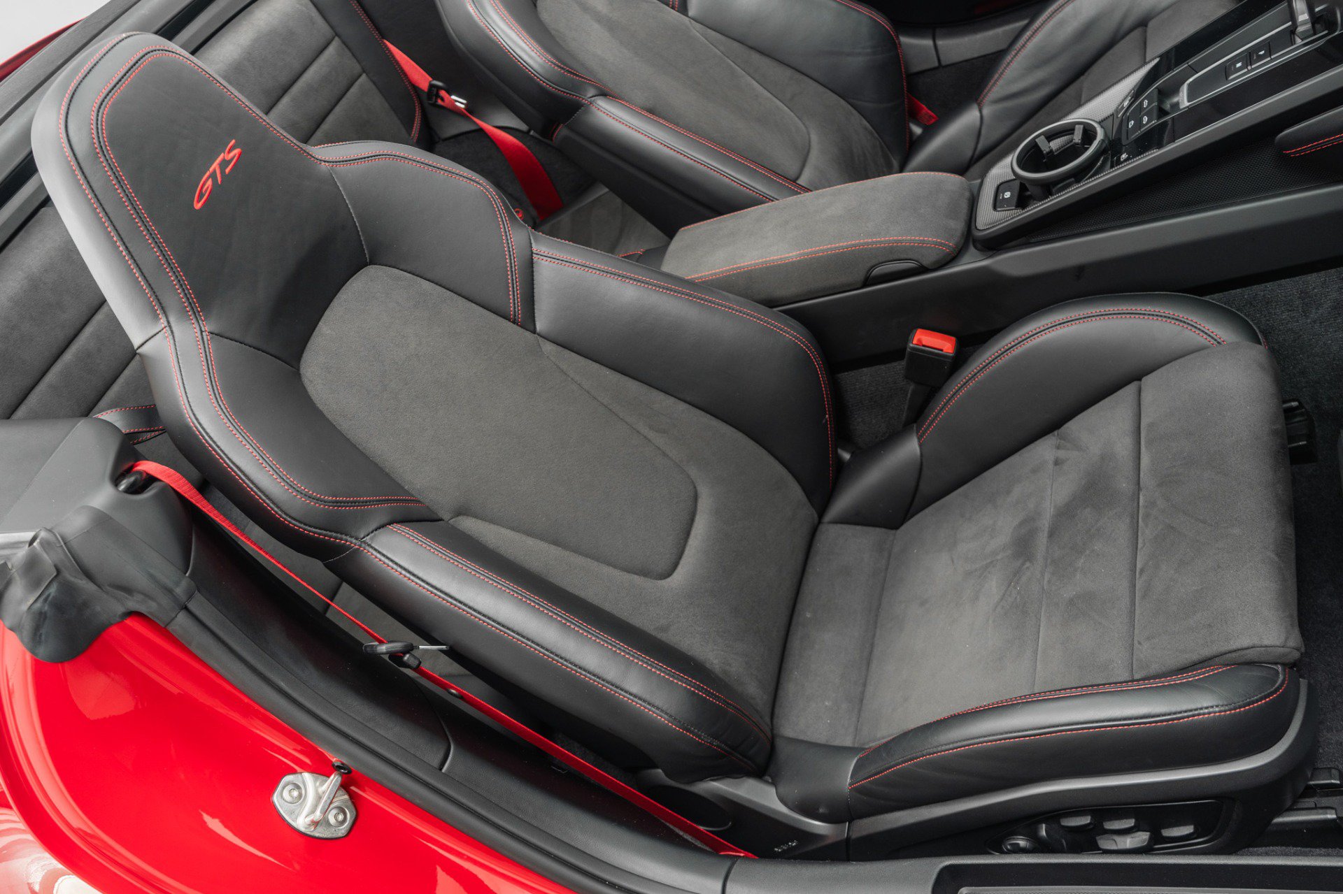 Used 2022 Porsche 911 Cabriolet image 25