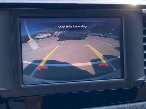 Used 2023 Chrysler Voyager LX FWD image 18