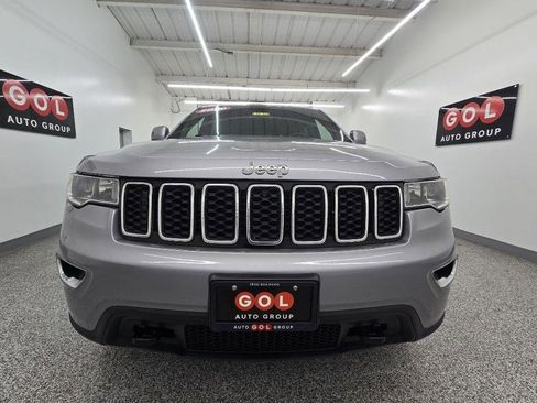 Used 2020 Jeep Grand Cherokee Laredo w/ Security & Convenience Group AWD/4WD image 2