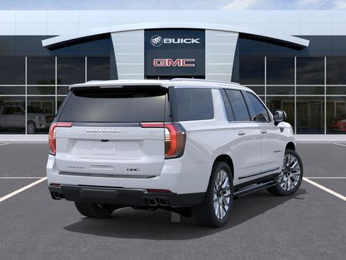 New 2026 GMC Yukon XL Denali Ultimate image 4