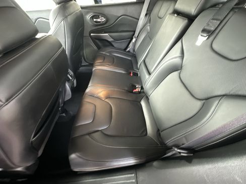 Used 2021 Jeep Cherokee Latitude Lux image 27