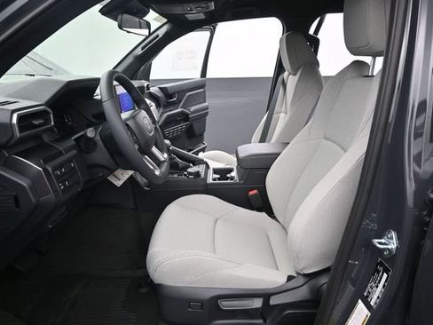 New 2026 Toyota 4Runner SR5 AWD/4WD image 10