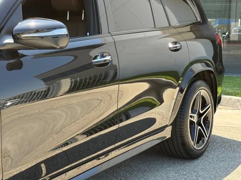 Used 2025 Mercedes-Benz GLS 450 4MATIC image 4
