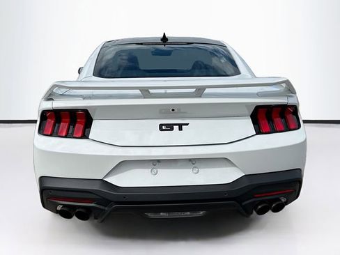 Used 2025 Ford Mustang GT Premium RWD image 6