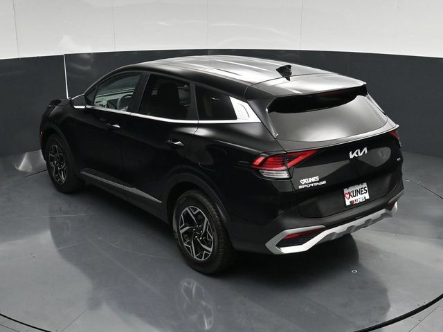 Used 2025 Kia Sportage LX AWD/4WD image 52