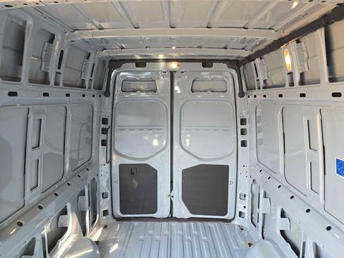 Used 2026 Mercedes-Benz Sprinter 2500 image 16