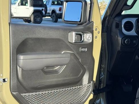 New 2026 Jeep Gladiator Willys image 25