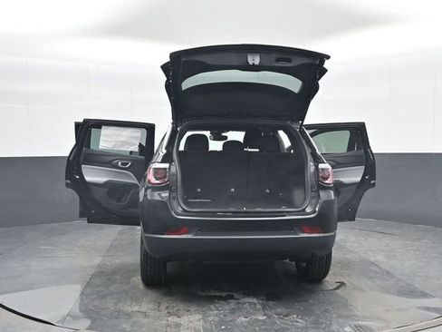 Used 2025 Jeep Compass Sport w/ Mopar Graphics Package AWD/4WD image 44
