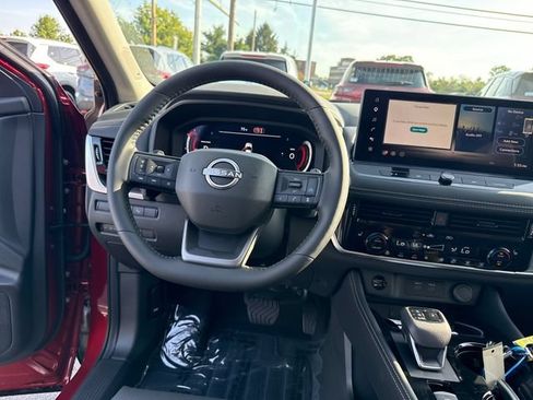 New 2026 Nissan Rogue Platinum w/ Platinum Premium Package AWD/4WD image 16
