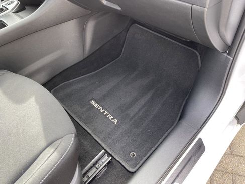 Used 2024 Nissan Sentra SV w/ All-Weather Package FWD image 31