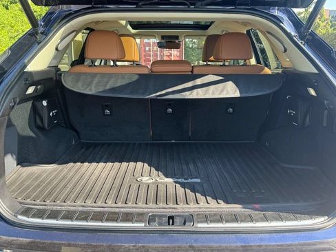 Used 2022 Lexus RX 450h AWD w/ Luxury Package image 6