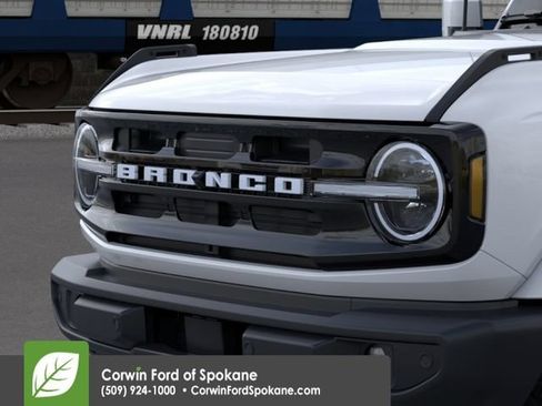New 2026 Ford Bronco Outer Banks AWD/4WD image 19