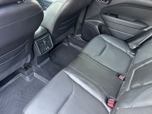 Used 2025 Subaru Forester Limited AWD/4WD image 4