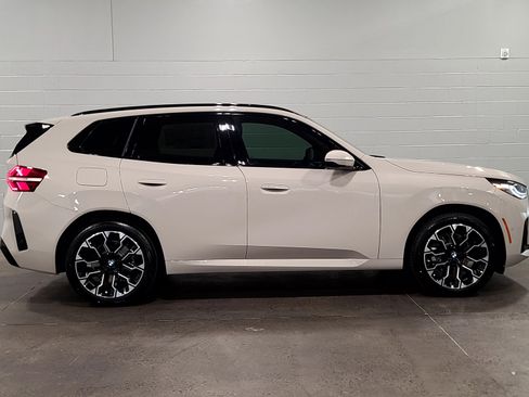 Used 2026 BMW X3 xDrive30i w/ Premium Package AWD/4WD image 9