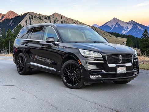 Used 2022 Lincoln Aviator Reserve w/ Equipment Group 201A AWD/4WD image 2