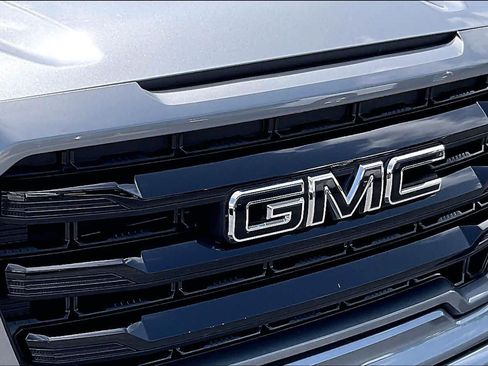 Used 2020 GMC Sierra 1500 Elevation w/ Elevation Value Package RWD image 29