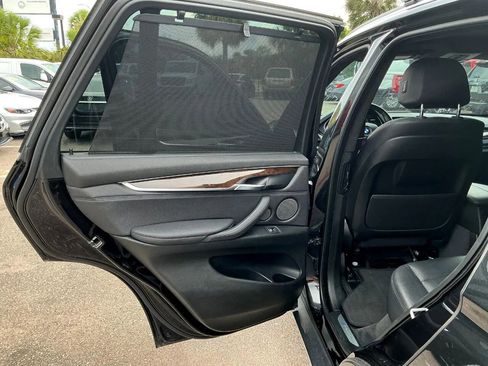 Used 2017 BMW X5 xDrive40e image 29