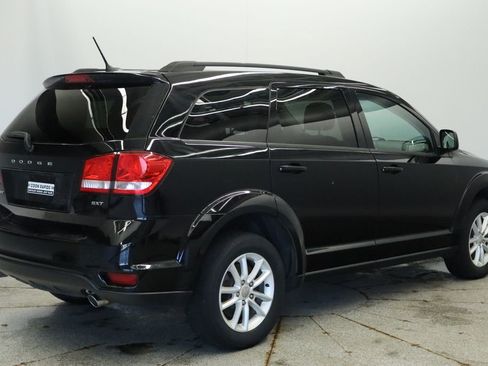 Used 2017 Dodge Journey SXT w/ Comfort/Convenience Group AWD/4WD image 5