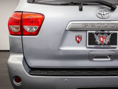 Used 2014 Toyota Sequoia Limited image 40