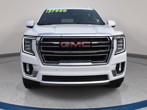 Used 2021 GMC Yukon XL SLT AWD/4WD image 3