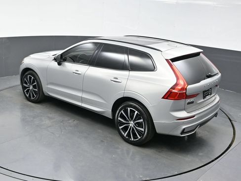 Used 2023 Volvo XC60 B5 Plus w/ Climate Package AWD/4WD image 34