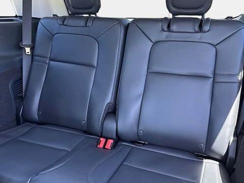 New 2026 Lincoln Aviator AWD image 28