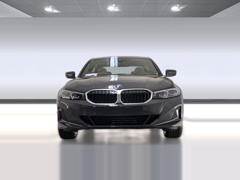 Used 2026 BMW 330i Sedan w/ Premium Package RWD image 6