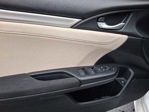 Used 2017 Honda Civic EX image 10