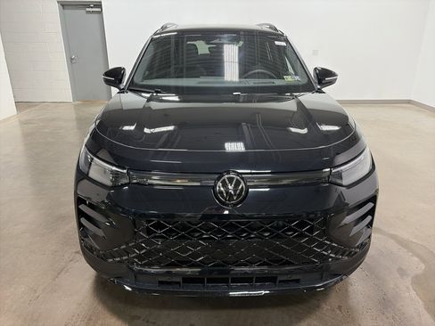 New 2026 Volkswagen Tiguan SE R-Line image 38