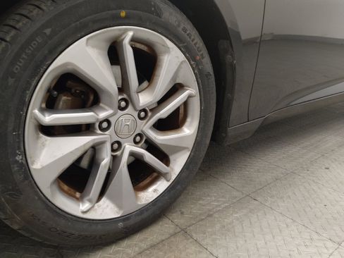 Used 2018 Honda Accord LX image 31