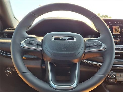 New 2026 Jeep Compass Limited image 10