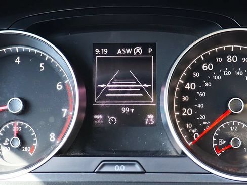 Used 2019 Volkswagen Golf SE w/ Driver Assistance Package FWD image 42