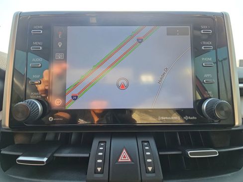 Used 2019 Toyota RAV4 Limited w/ Cold Weather Package FWD image 27