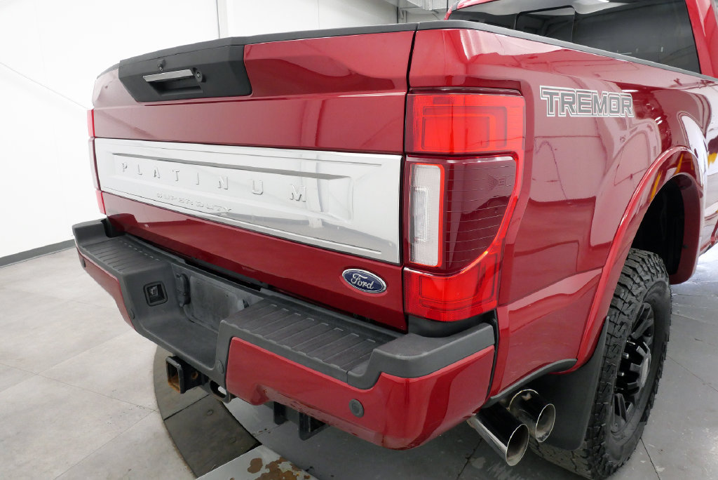 Used 2022 Ford F350 Platinum w/ Tremor Off-Road Package AWD/4WD image 42