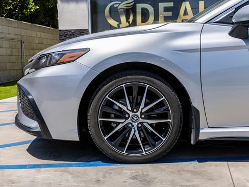 Used 2024 Toyota Camry SE FWD image 35