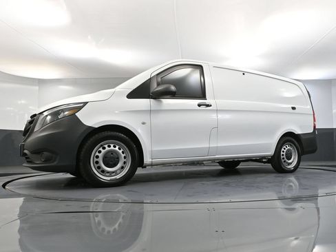 Used 2023 Mercedes-Benz Metris image 38